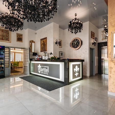 קרלובי וארי Hotel Marttel מראה חיצוני תמונה