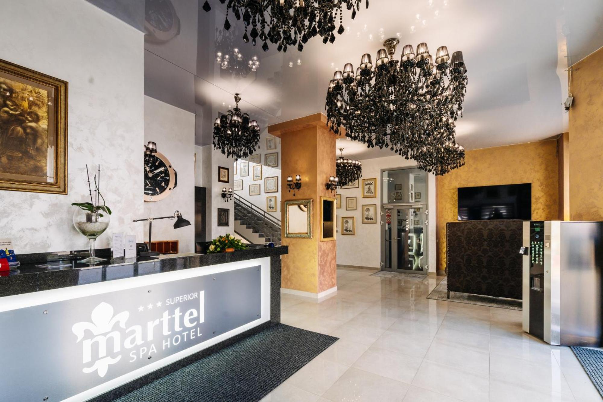 קרלובי וארי Hotel Marttel מראה חיצוני תמונה