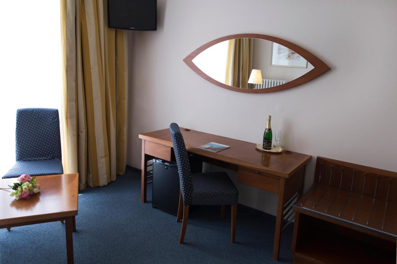 קרלובי וארי Hotel Marttel מראה חיצוני תמונה